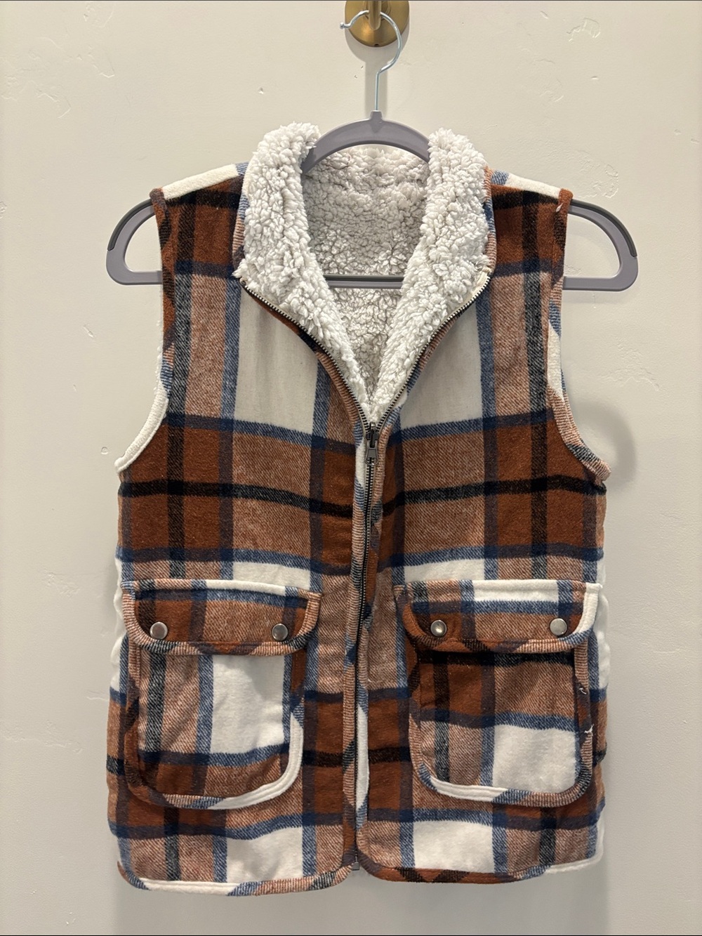 Cozy Plaid Sherpa-Lined Vest - Rust & Cream